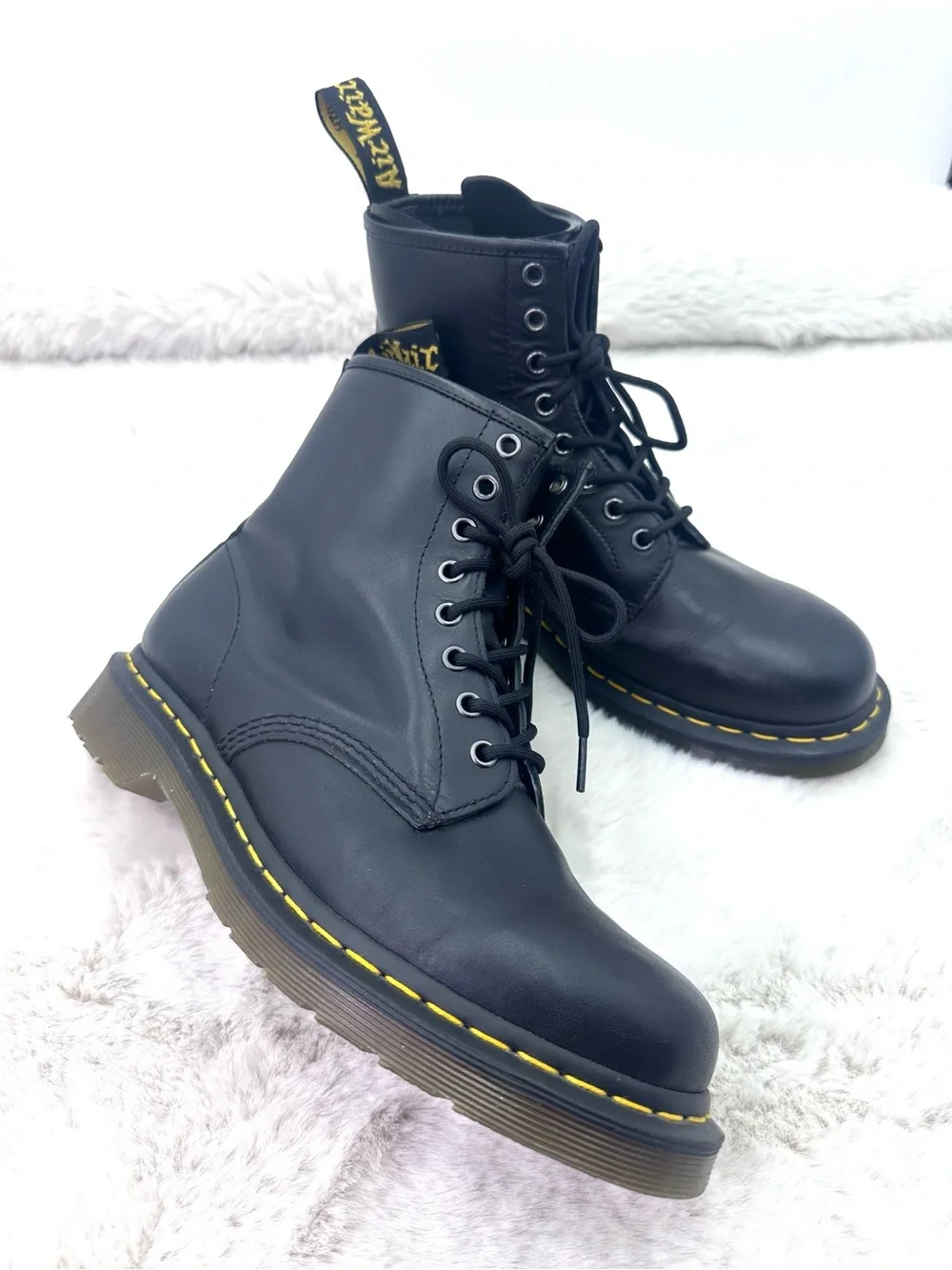 Dr. Martens 1460 Smooth Leather Lace-Up Combat Boots Black Men’s Size 9